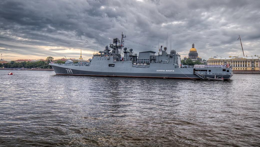 Οι Ουκρανοί λένε ότι αυτή είναι η πρώτη φωτό της φλεγόμενης ρωσικής φρεγάτας «Αdmiral Makarov»