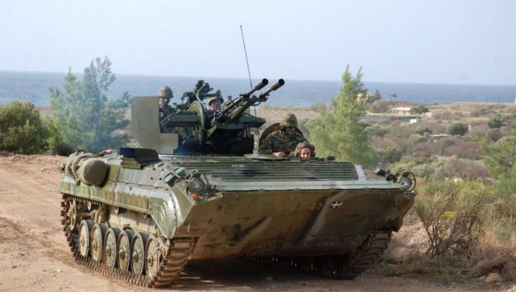 «Ναι» της κυβέρνησης στην αποστολή τεθωρακισμένων BMP-1 στο Κίεβο