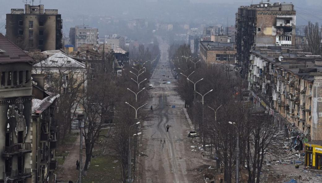 Η Ρωσία ξεκινά την αποκατάσταση της Μαριούπολης – Θάβει τους νεκρούς του ουκρανικού Στρατού