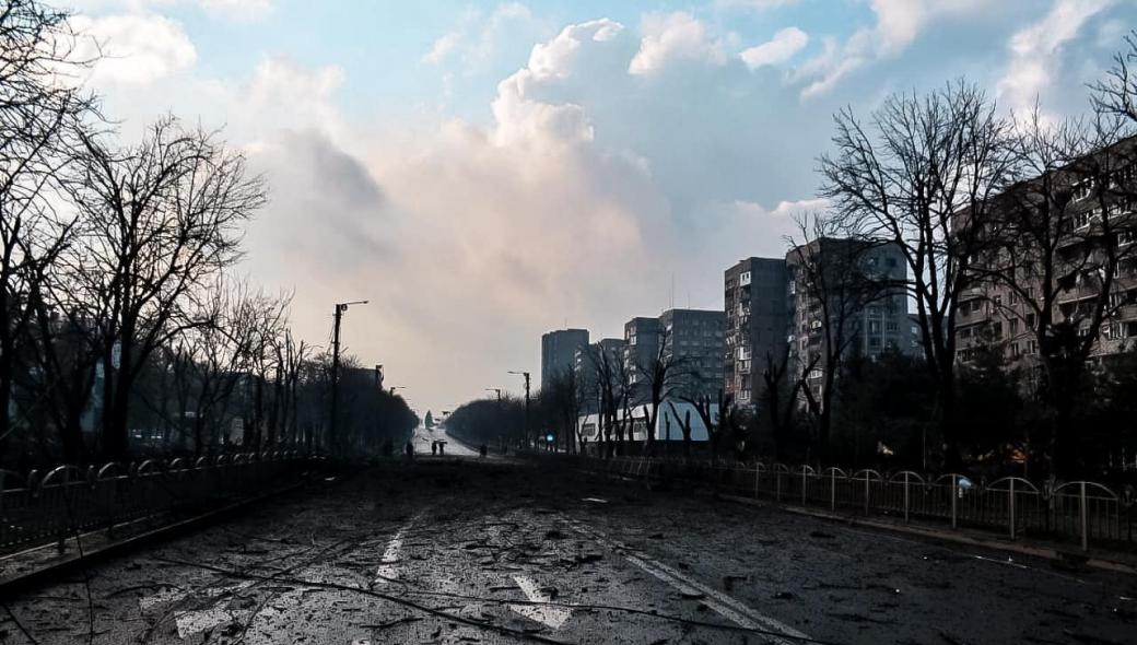 Κάτοικοι Μαριούπολης: «Οι Ουκρανοί πυροβολούσαν αμάχους» – Συγκλονιστικές μαρτυρίες