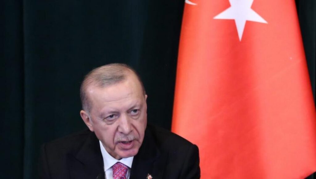 Ρ.Τ.Ερντογάν προς Σουηδία: «Αποπέμψτε τον Σουηδό ΥΠΑΜ»