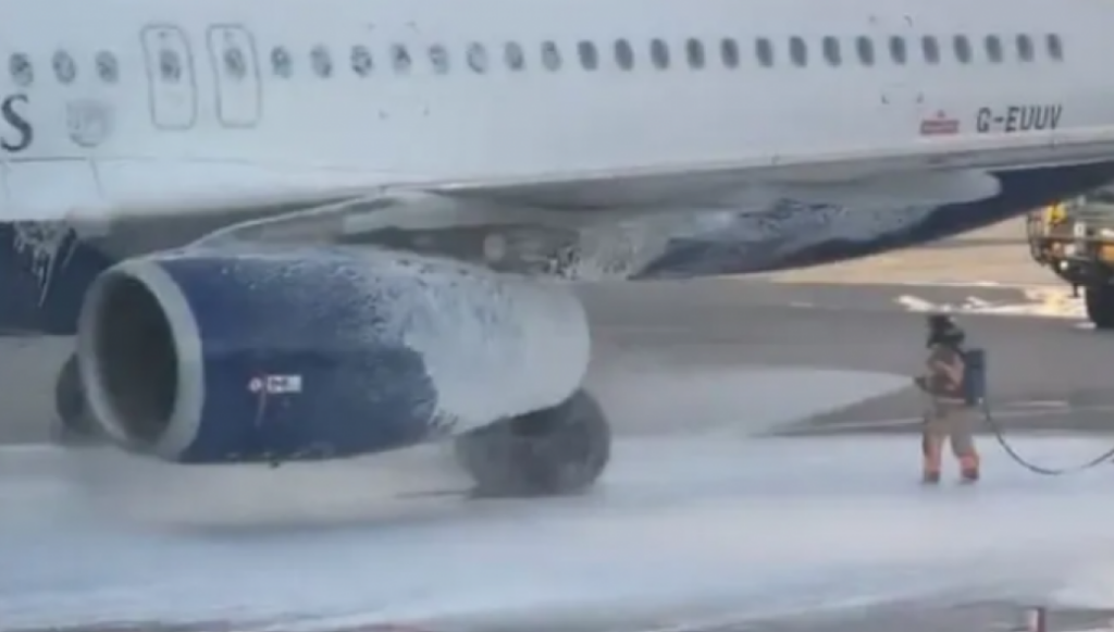 Αεροπλάνο της British Airways τυλίχτηκε στις φλόγες στο αεροδρόμιο της Κοπεγχάγης