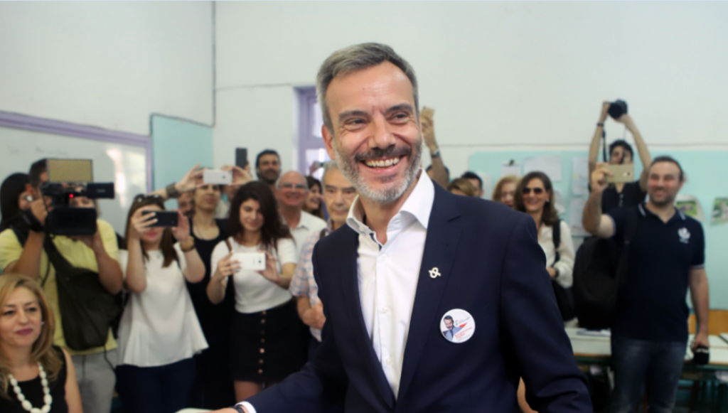 «Κάγκελο» ο Κ.Ζέρβας: «Ήθελα να βγάλω μια φωτογραφία με τον πιο αποτυχημένο δήμαρχο… ever»