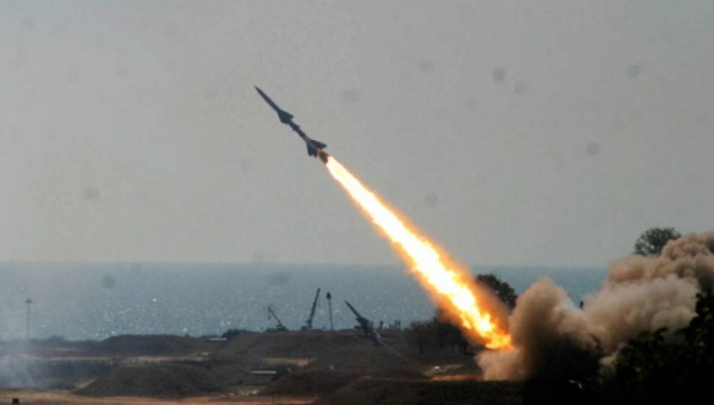 ΥΠΑΜ Ιαπωνίας: «Πέντε κινεζικοί βαλλιστικοί πύραυλοι φαίνεται ότι έπεσαν στην Ιαπωνική ΑΟΖ»