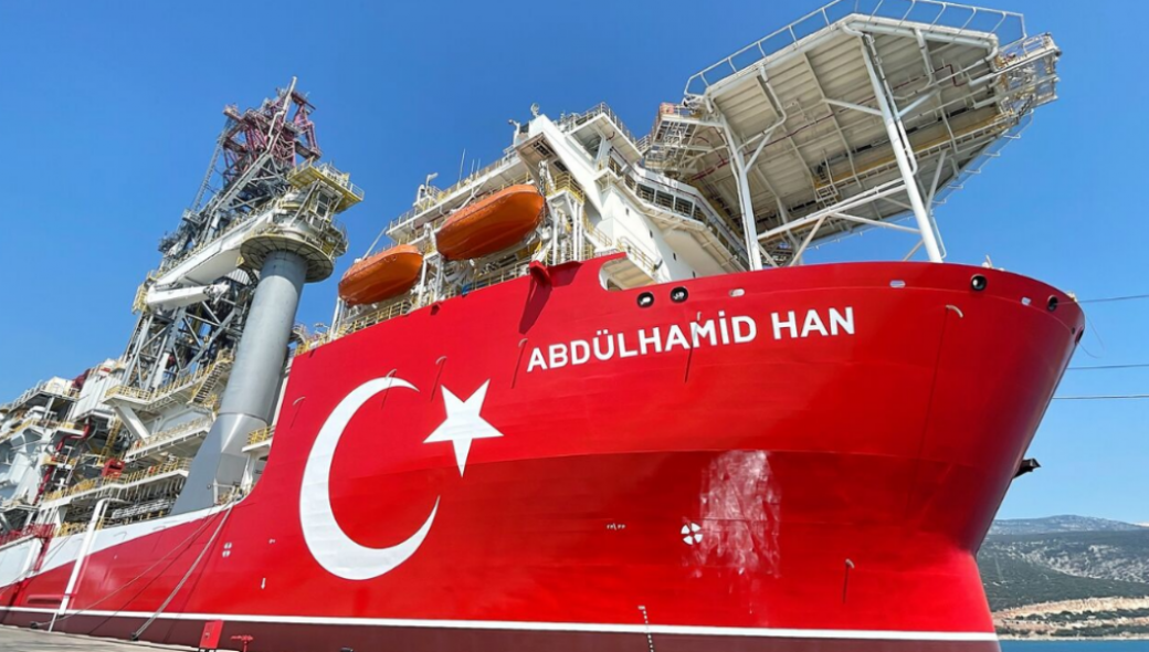 Η Τουρκία στέλνει το «Αμπντουλχαμίτ Χαν» στην κυπριακή ΑΟΖ για γεωτρήσεις