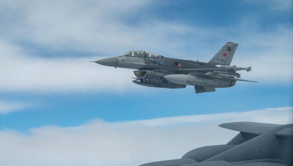 Νέες τουρκικές υπερπτήσεις πάνω από Διβούνια και Καμηλονήσι