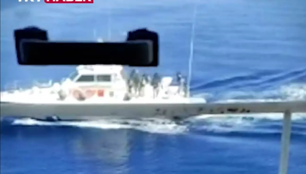 Τουρκία: «Ελληνικά πλοία άνοιξαν πυρ εναντίον πλοίου με σημαία Κομόρες» (βίντεο)