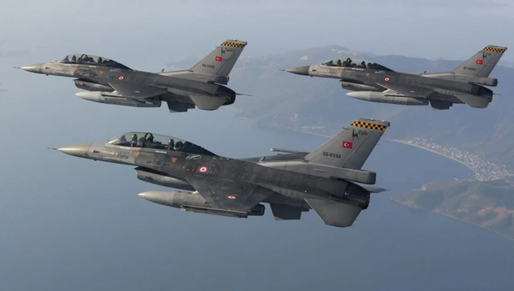 110 τουρκικές παραβιάσεις σε μία ημέρα! – Οπλισμένα μαχητικά και πτήσεις πάνω από ελληνικά νησιά