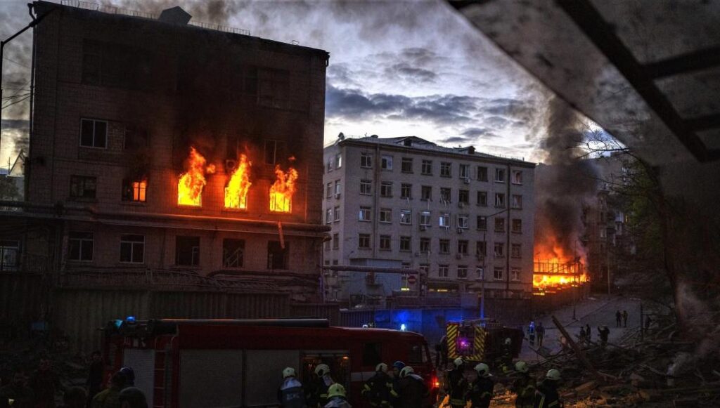 Κτυπήθηκαν με ρωσικούς πυραύλους τα γραφεία της ΕΕ και το γερμανικό προξενείο στο Κίεβο! (upd)