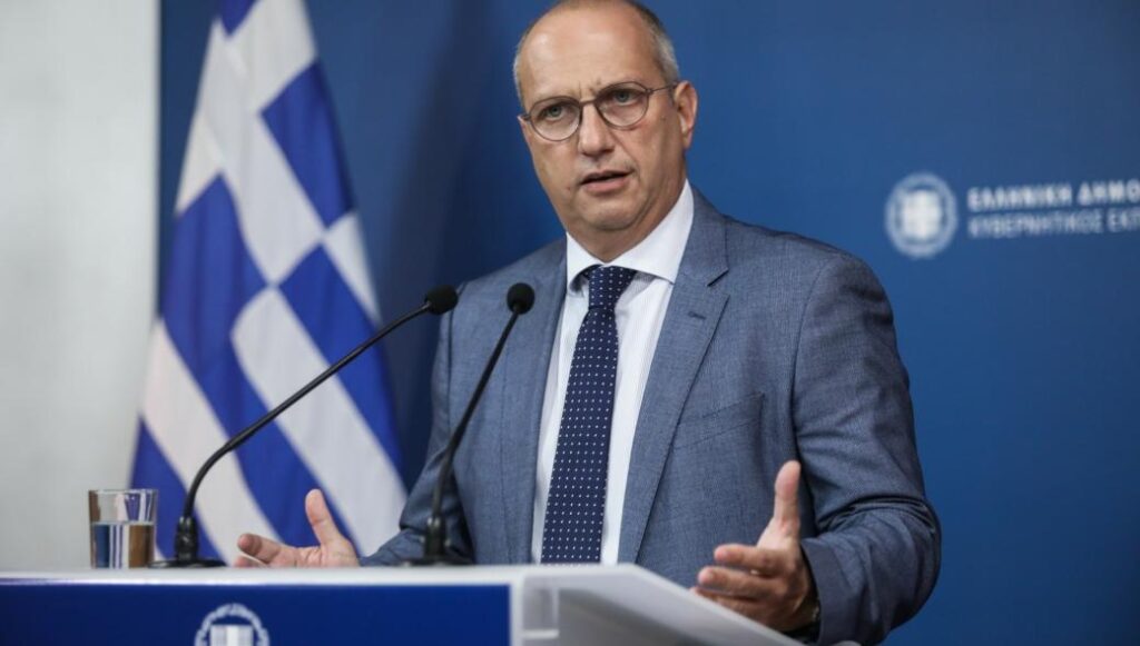 Γ.Οικονόμου για 53χρονο βιαστή & μαστροπό: «Ένας εγκληματίας έτυχε να είναι μέλος ενός κόμματος»