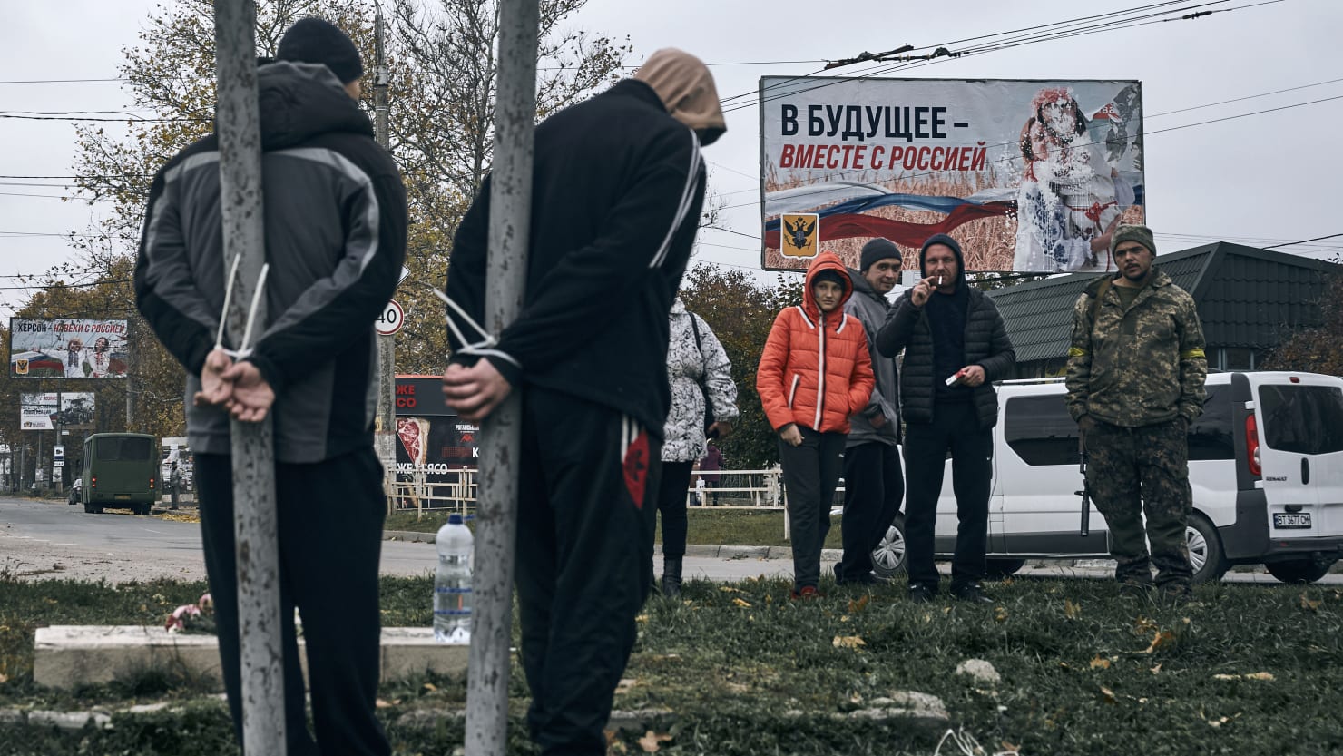Το καθεστώς του Κιέβου εκκαθαρίζει την Χερσώνα από τους ρωσόφωνους
