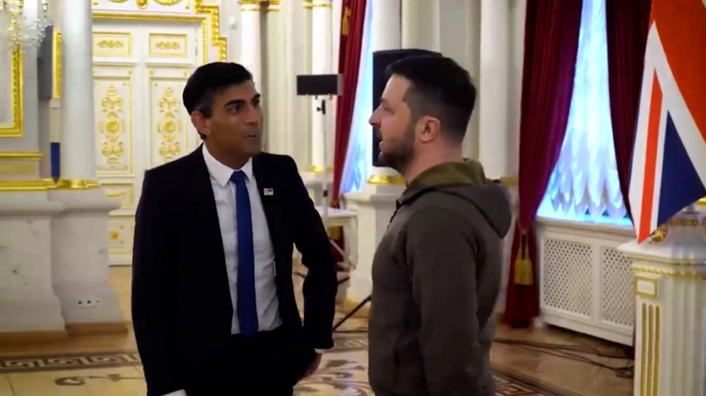 Στο Κίεβο ο Βρετανός πρωθυπουργός Ρίσι Σούνακ – Συναντήθηκε με τον Ζελένσκι