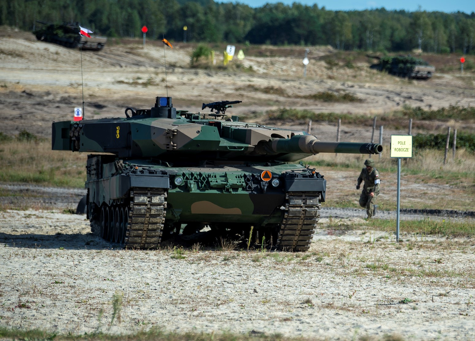 Rheinmetall: «Η Γερμανία θα είναι σε θέση να παραδώσει τα Leopard στην Ουκρανία το νωρίτερο το 2024»