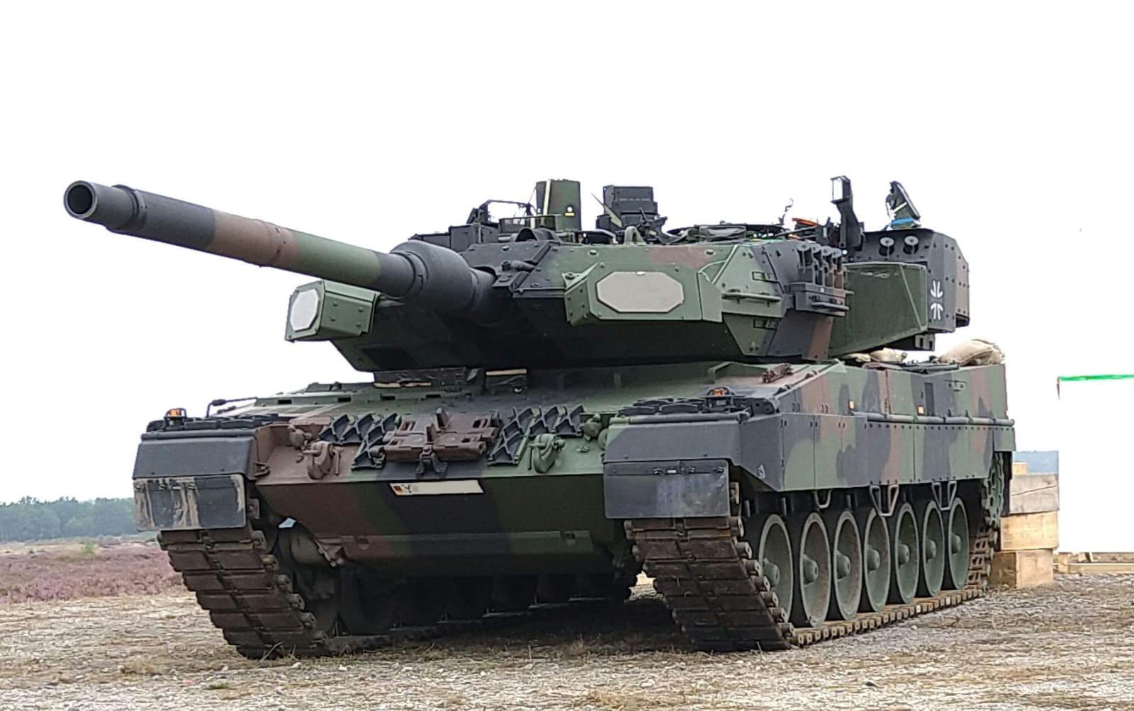 Γερμανός ΥΠΑΜ: «Στόχος τα Leopards και τα Marder να παραδοθούν στην Ουκρανία μέχρι τα τέλη Μαρτίου»
