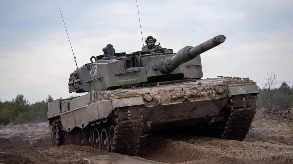 Κατέφτασαν τα πρώτα Leopard 2 στο μέτωπο του Μπάκχμουτ