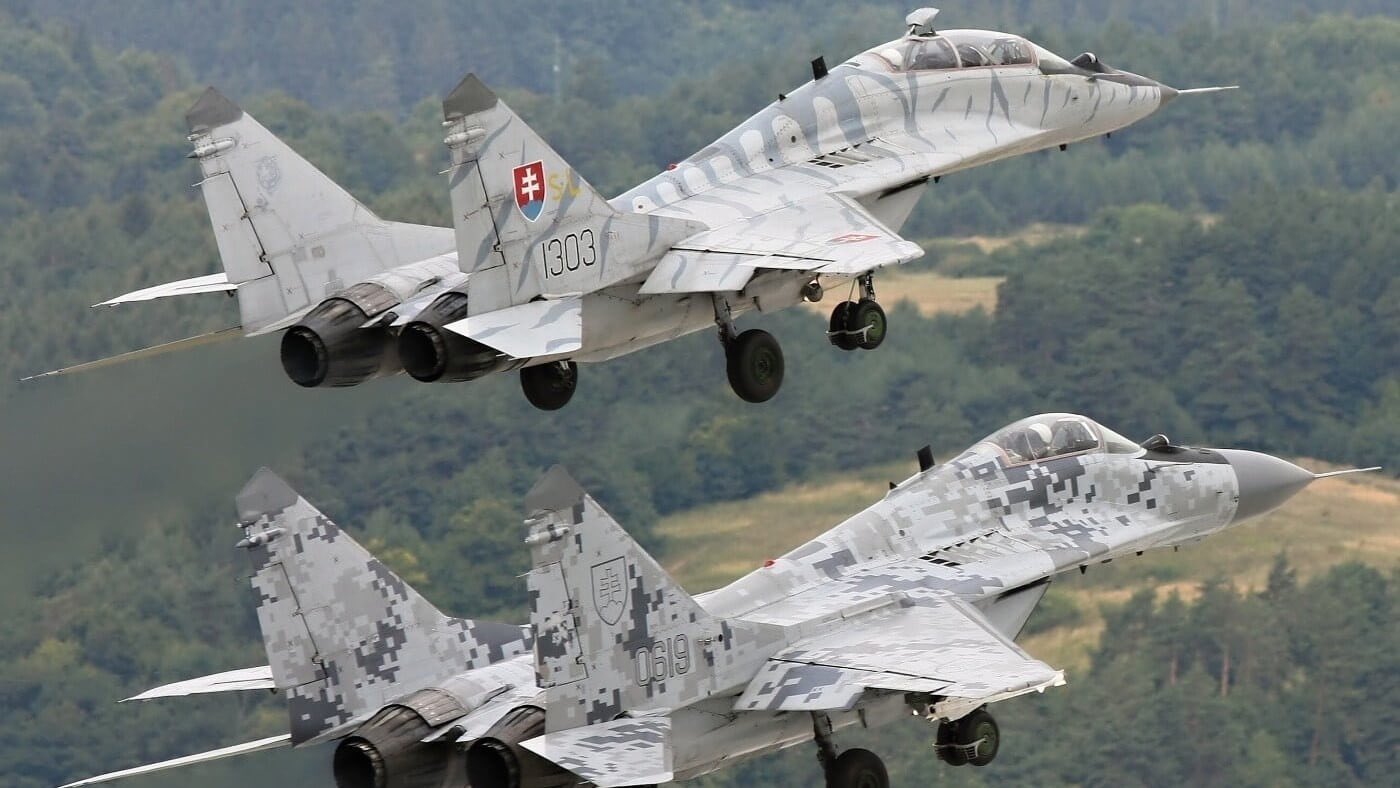 H Σλοβακία μεταφέρει τα πρώτα 4 MiG-29 στην Ουκρανία (βίντεο)
