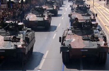 Τα ψέματα που ακούστηκαν στην περιγραφή της στρατιωτικής παρέλασης για τα Marder και τα Rafale