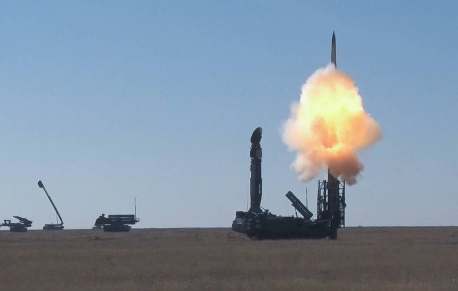Η Ρωσία έκανε δοκιμαστική εκτόξευση «προηγμένου» διηπειρωτικού βαλλιστικού πυραύλου (φώτο)