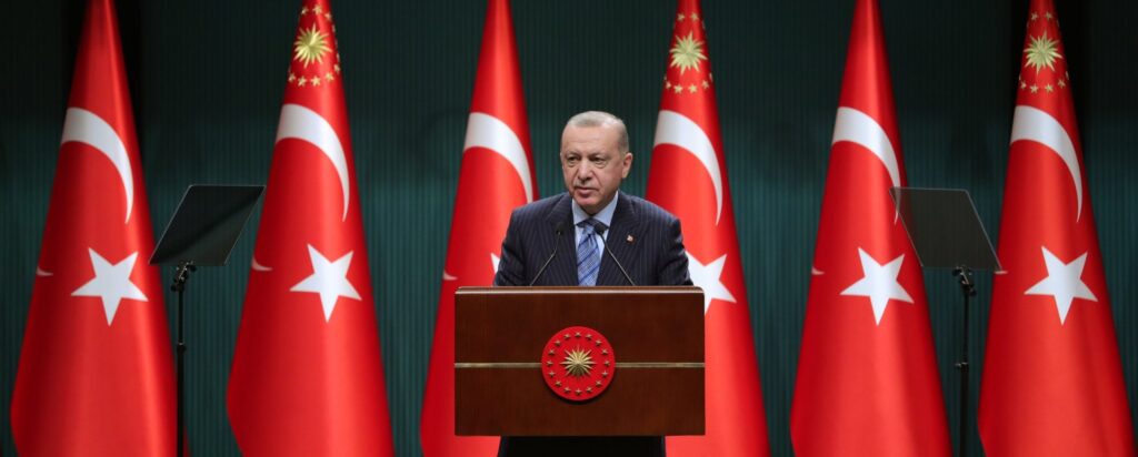 Ανάλυση του Guardian για τις τουρκικές εκλογές: «Έρχεται το τέλος του Ρετζέπ Ταγίπ Ερντογάν;»