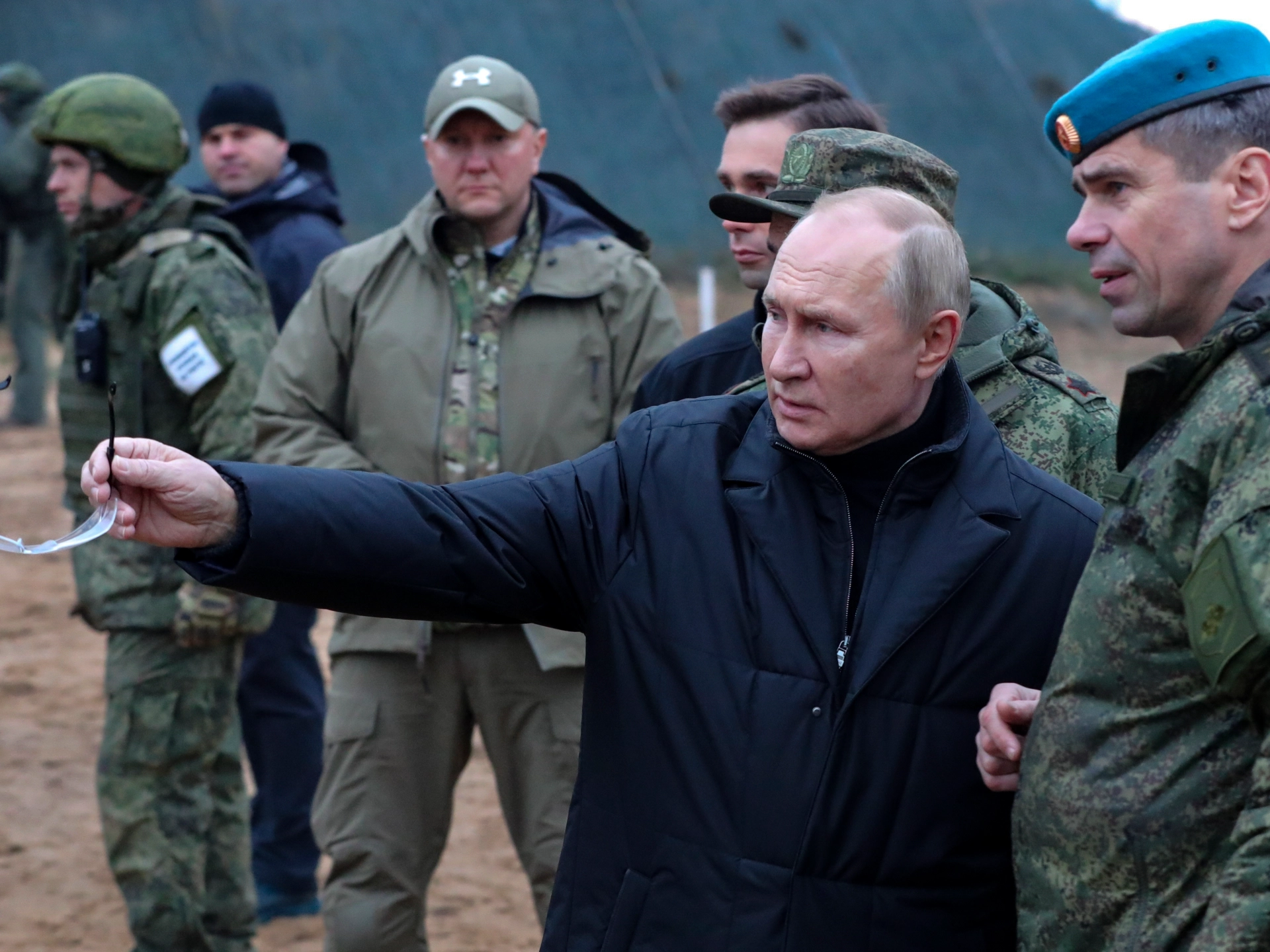 Ο Β.Πούτιν επισκέφτηκε τις ρωσικές δυνάμεις στην Χερσώνα – Ηχηρό μήνυμα σε Δύση-Κίεβο (βίντεο)