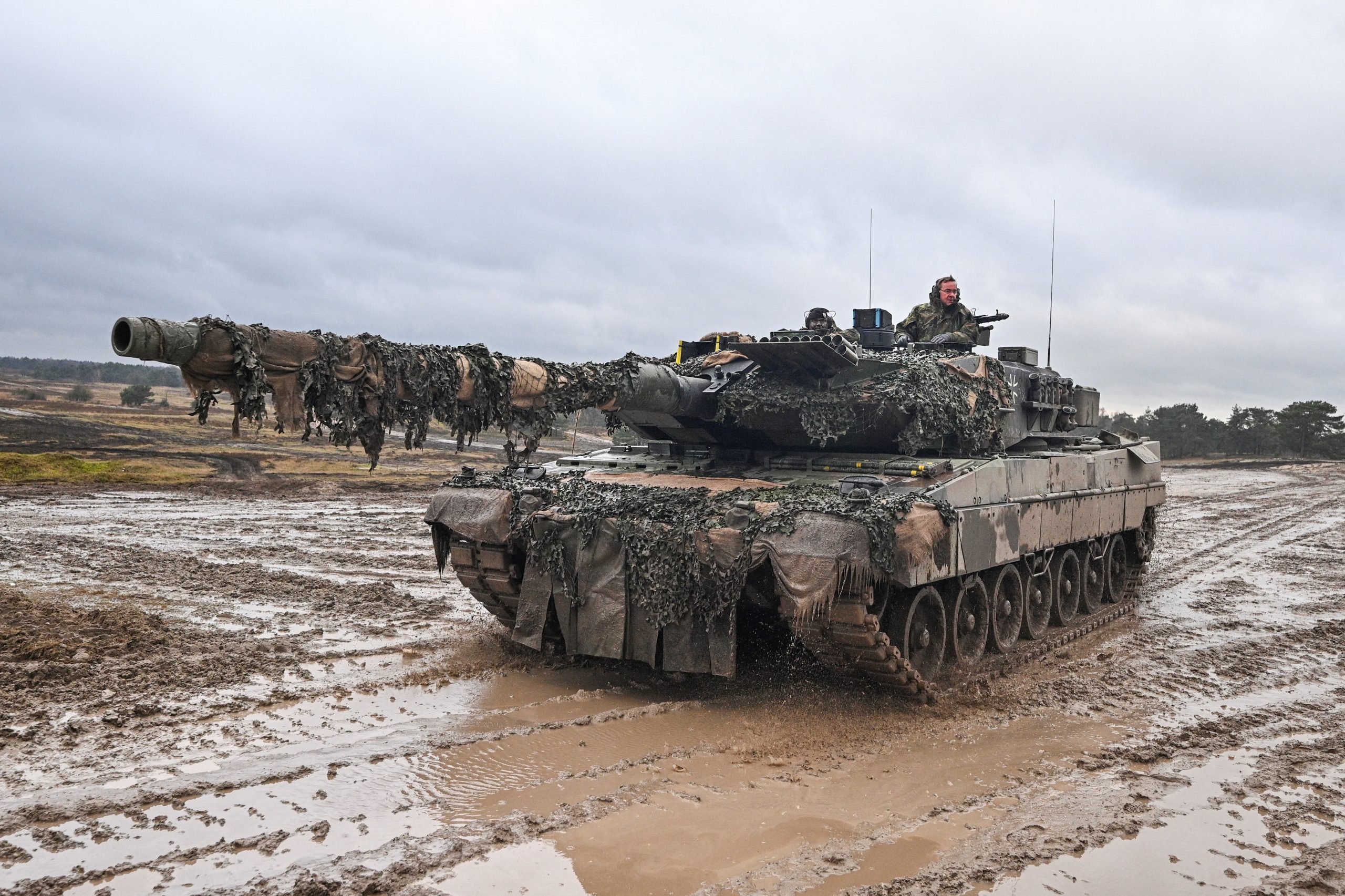 Νέο τεράστιο εξοπλιστικό πακέτο από ΗΠΑ και Γερμανία για Ουκρανία ύψους 4 δισ.$ – Leopard, IRIS-T και πυρομαχικά
