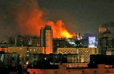 Βίντεο: Βομβαρδισμός του Μπερντιάνσκ από τους Ουκρανούς με Storm Shadow – Έπληξαν αποθήκες πυρομαχικών