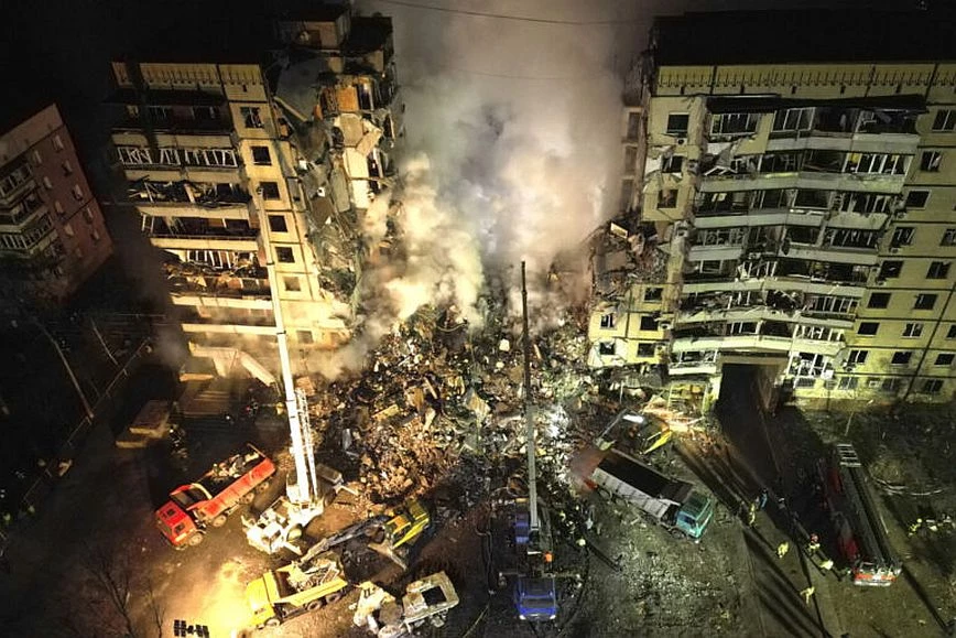 20 οι τραυματίες από την έκρηξη που ισοπέδωσε κτίριο κοντά στο Νντίπρο