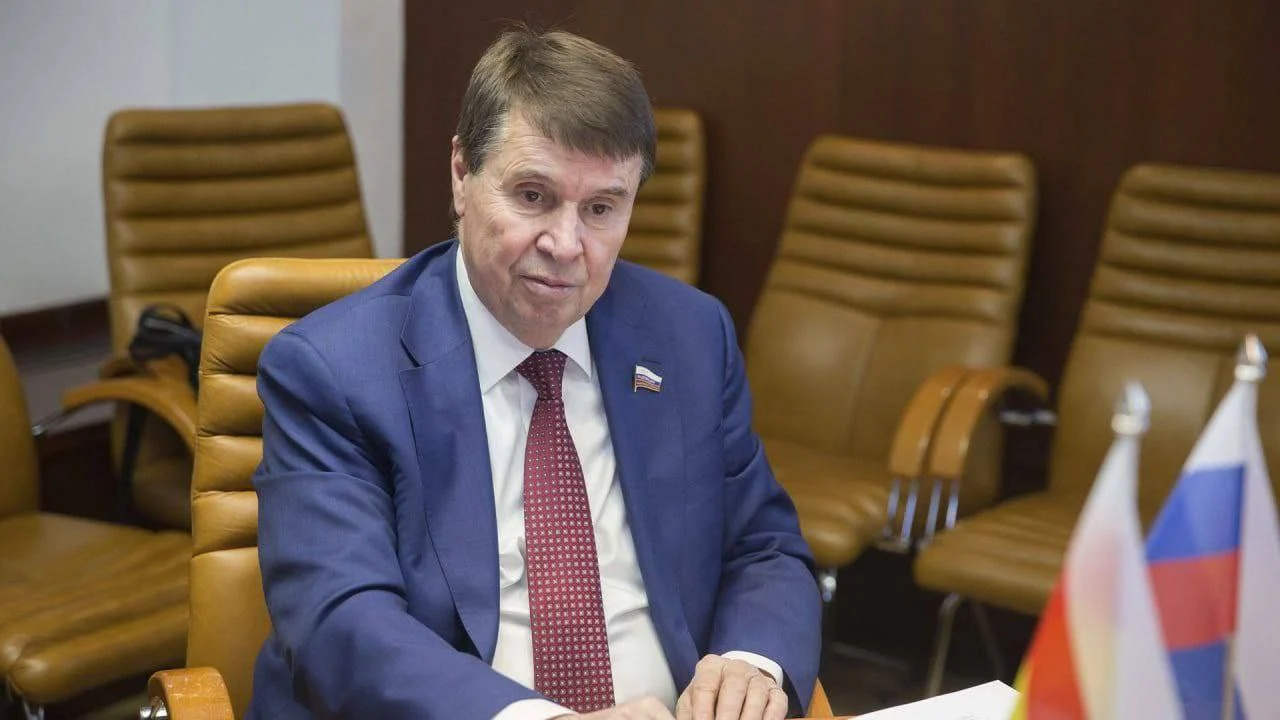 Αποκαλυπτικός Γερουσιαστής της Κριμαίας: «Η Ουκρανία πρέπει να παραδώσει ακόμα τρεις επαρχίες για να συζητήσουμε»