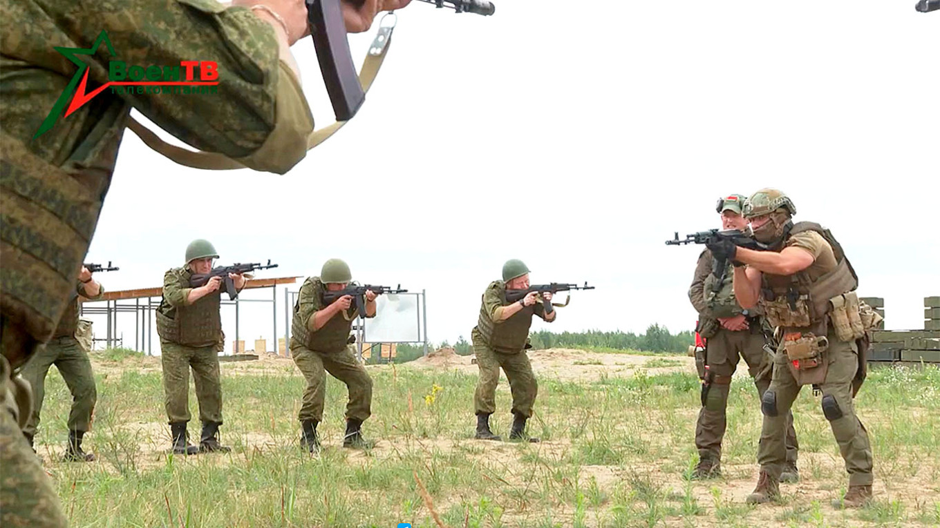 Κοινές ασκήσεις της Wagner με τον λευκορωσικό Στρατό σε απόσταση 80 χλμ. από το Κίεβο!