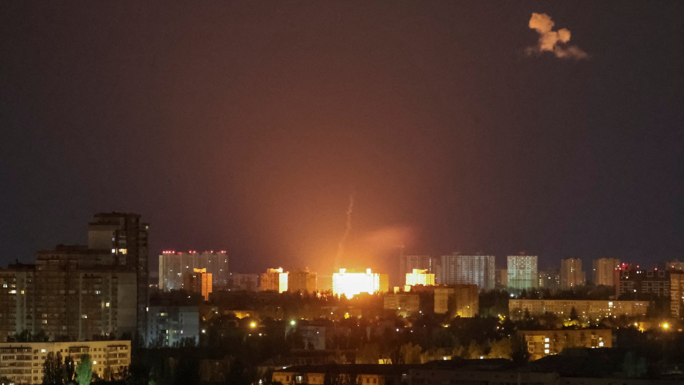 Βίντεο: Ουκρανικά drones χτύπησαν το αεροδρόμιο της Μόσχας στο Ντομοντέντοβο!