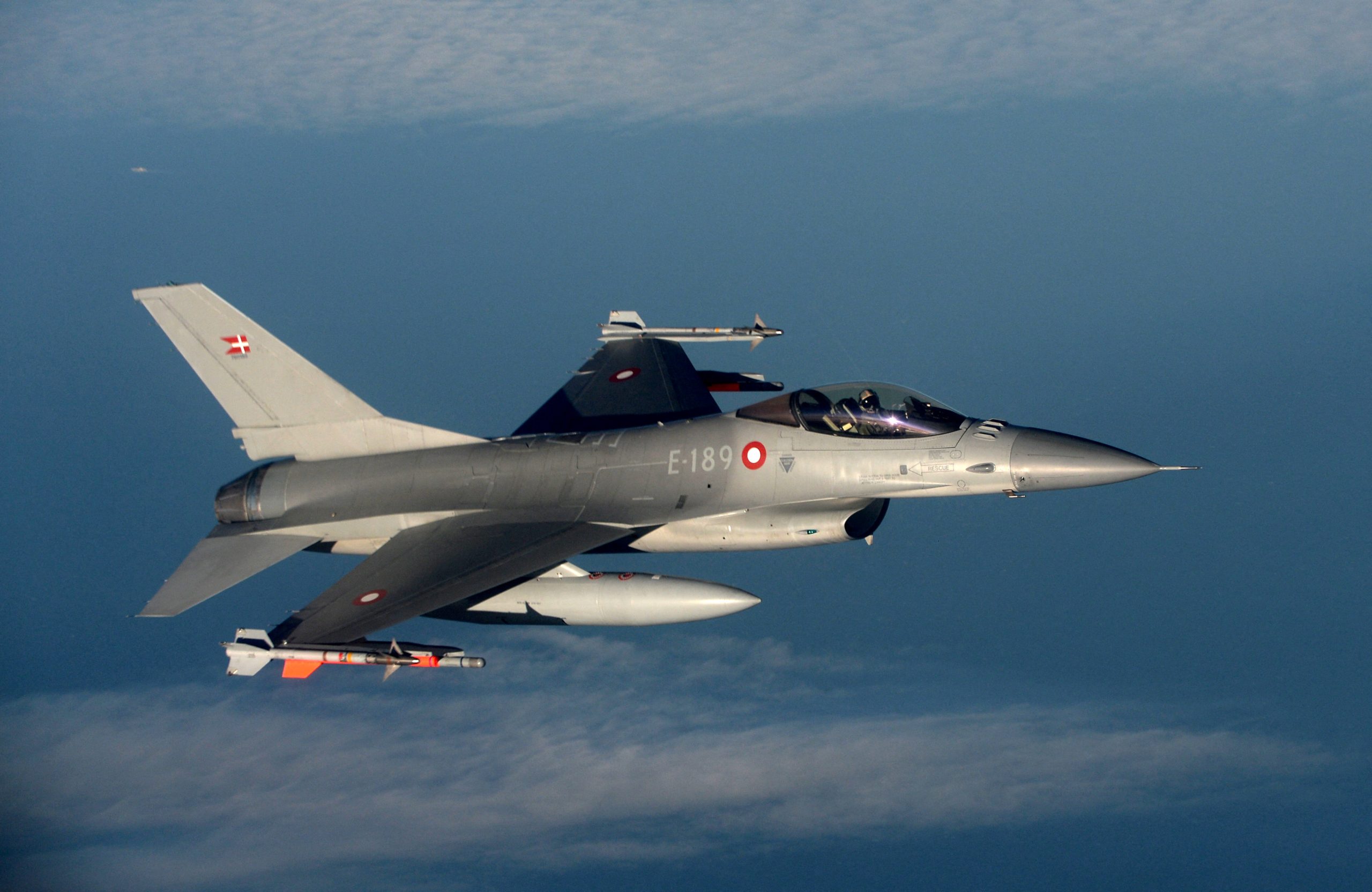 Δανικά F-16 αναχαίτισαν ρωσικά μαχητικά πάνω από την Βόρεια Θάλασσα