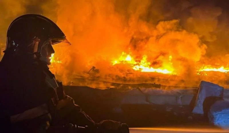 «Κόλαση» στα ουκρανικά λιμάνια του Ρένι και του Ισμαήλ στον Δούναβη – Χτυπήθηκαν από Ρωσικά drones καμικάζι