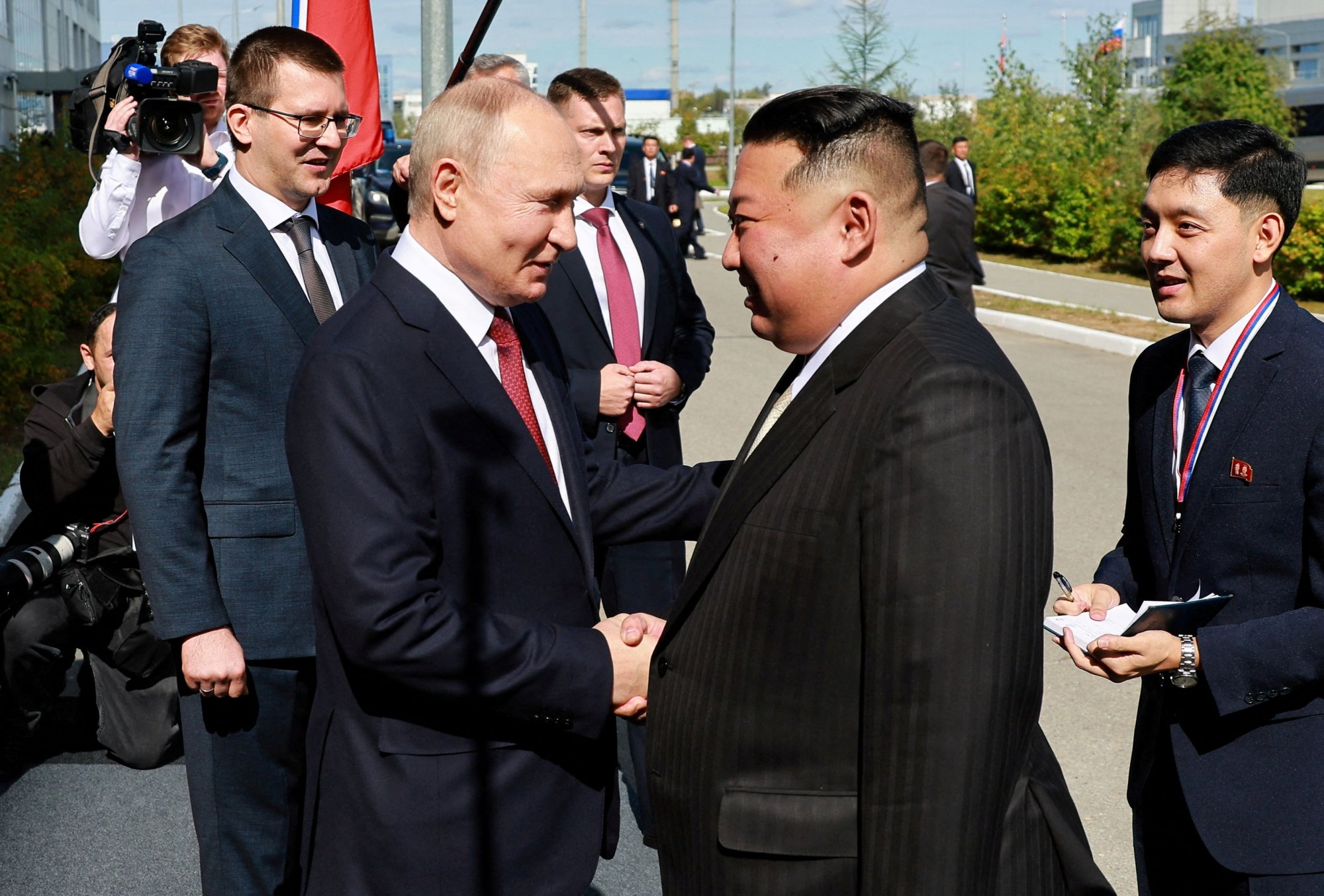 Ο Β.Πούτιν αποδέχθηκε πρόσκληση του Κιμ Γιονγκ Ουν να επισκεφθεί τη Βόρεια Κορέα
