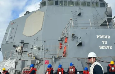USS Pinckney: Σε υπηρεσία to πρώτο αντιτορπιλικό του USN με το σύστημα Η/Π SEWIP Block III
