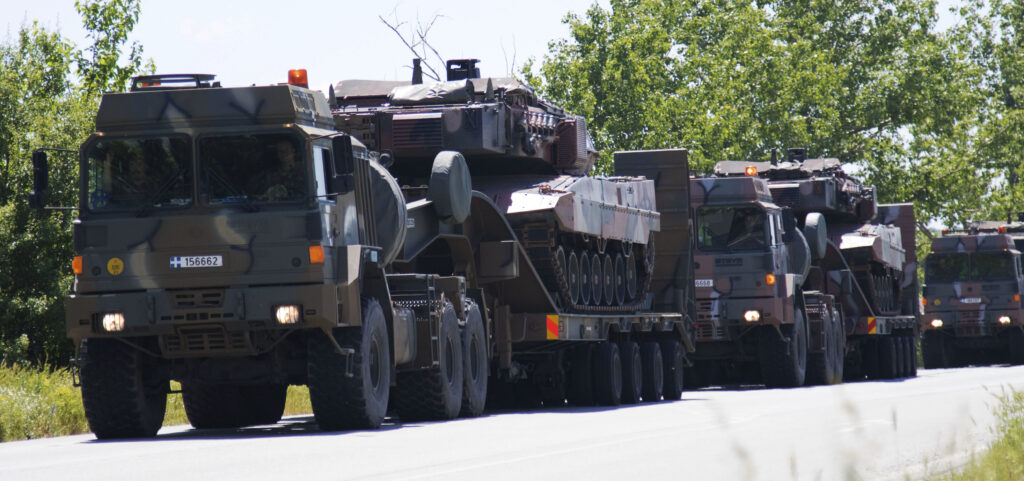 Οι αρτματοφορείς του ΕΣ: Πόσους και ποιους τύπους διαθέτει