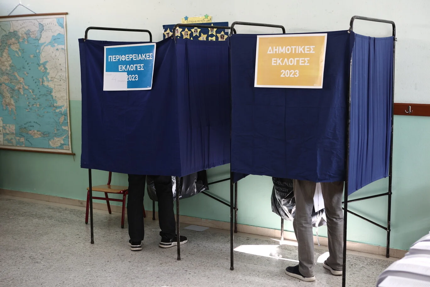 Αυτοδιοικητικές εκλογές: Νίκη Ν.Χαρδαλιά από την πρώτη Κυριακή, πρώτος και με διαφορά ο Κ.Μπακογιάννης