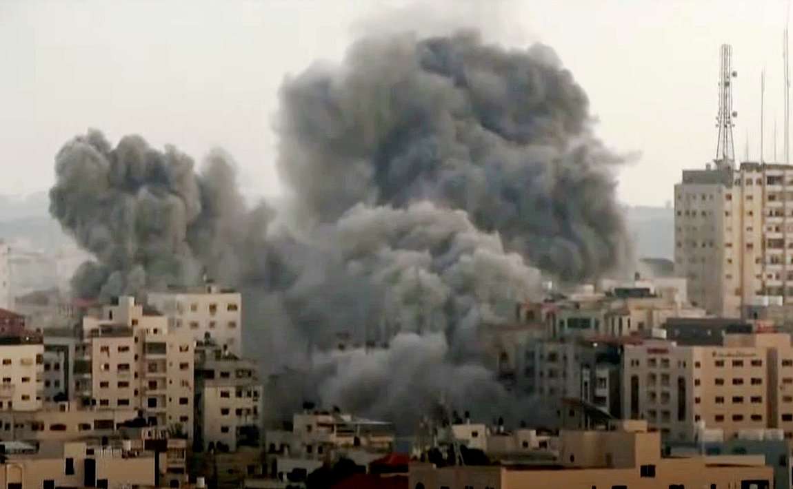 To Ισραήλ έριξε 10.000 βόμβες στην Γάζα μέσα σε μία εβδομάδα!