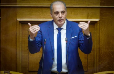 Στη Δικαιοσύνη Γ.Αλαφούζος κατά Κ.Βελόπουλου για το «λαθρεμπόριο πετρελαιοειδών» που είπε ο πρόεδρος της Ελληνικής Λύσης στη Βουλή