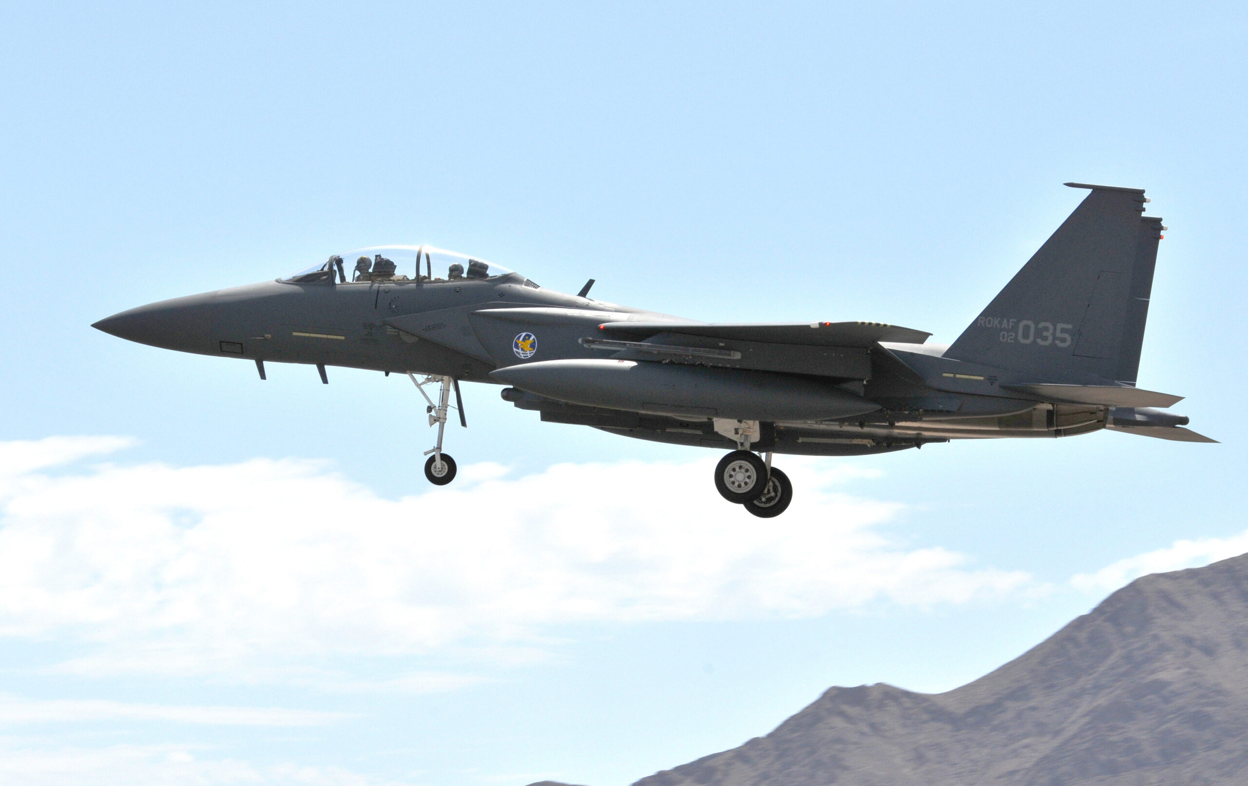 Νότια Κορέα: Αναβαθμίζει τα F-15K με νέο ραντάρ και αντικατάσταση ολόκληρου του εμπρός τμήματος του μαχητικού!