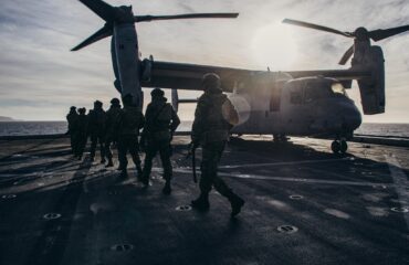 Με MV-22B πέταξαν Πεζοναύτες της 32ης  ΤΞΠΝ τρεις ημέρες πριν το αμερικανικό Πεντάγωνο διατάξει την καθήλωσή τους