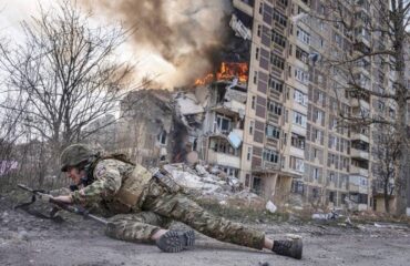Οι Ρώσοι προελαύνουν στο εσωτερικό της Αβντίιβκα! – Μειώνεται ραγδαία η αντίσταση των Ουκρανών