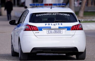 Σαλαμίνα: Λήστεψαν μητέρα και κόρη μέσα στο σπίτι τους – Η αστυνομία τους συμβούλευσε να βάλουν κάμερες και συναγερμό!