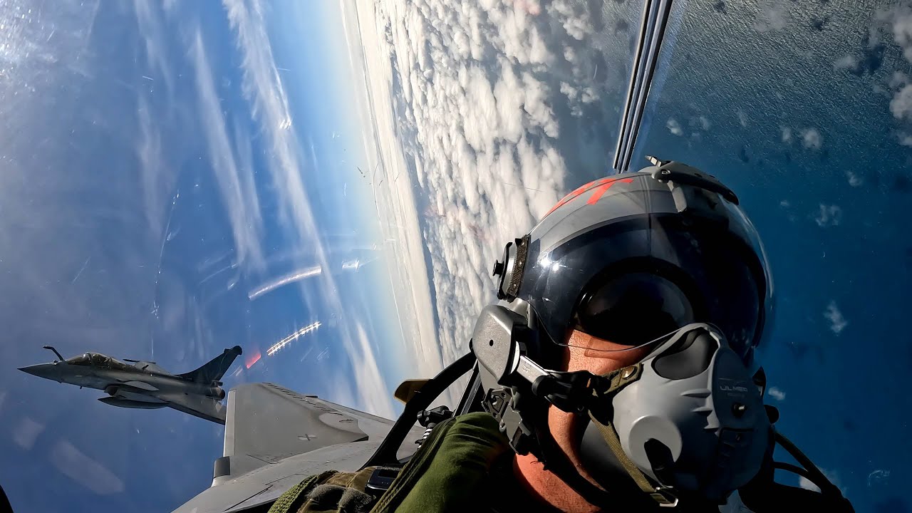 Rafale M: Ένα “chill out” βίντεο με εντυπωσιακές λήψεις από τα μαχητικά του γαλλικού Ναυτικού