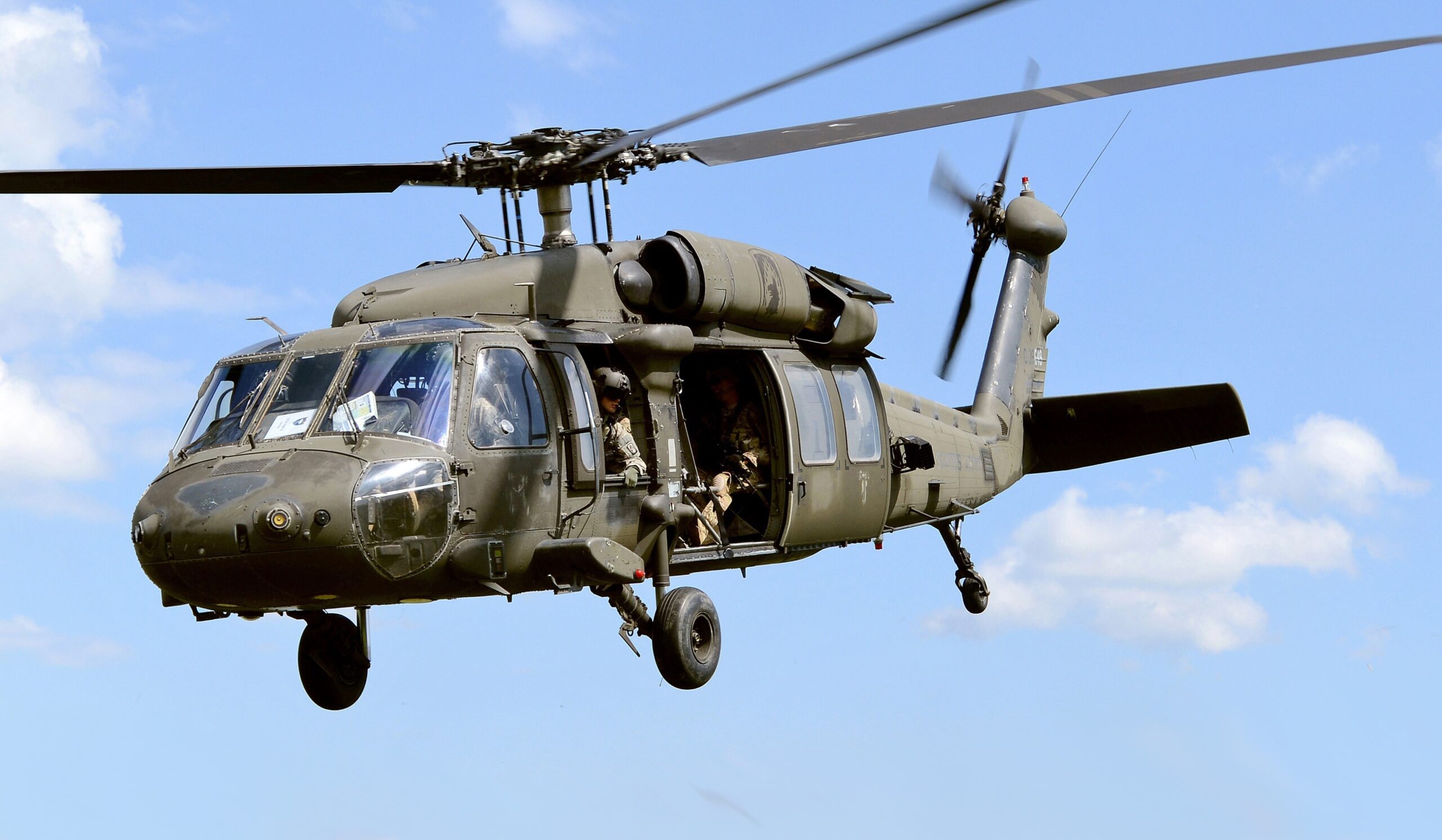 Αεροπορία Στρατού: Διερευνά  τις δυνατότητες προμήθειας μεταχειρισμένων Black Hawk από τις ΗΠΑ