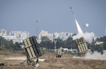 Το Ισραήλ έτοιμο να πάρει θέση υπέρ της Ουκρανίας με αποστολή όπλων: «Θα πάρουμε μια πιο επιθετική θέση απέναντι στη Ρωσία»