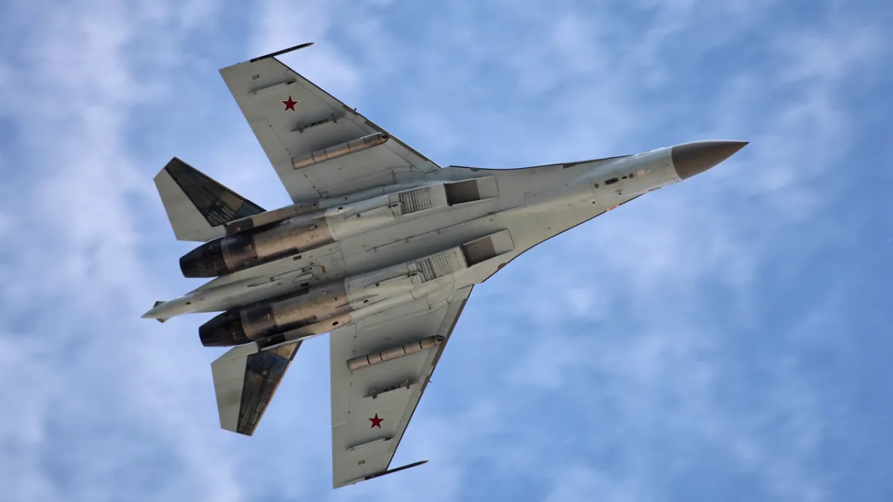 Su-35: Ο πόλεμος στην Ουκρανία φέρνει πρόγραμμα αναβάθμισης για το ρωσικό μαχητικό