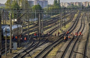 Στο τέλος του έτους θα έχει ολοκληρωθεί η σιδηροδρομική γραμμή που θα ενώνει την Ρωσία με την Κριμαία
