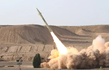 Βίντεο: Η εκτόξευση των ιρανικών βαλλιστικών πυραύλων κατά του Ισραήλ
