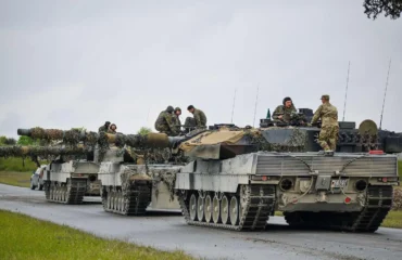 Leopard 2A6 μεταφέρεται από τις ρωσικές δυνάμεις στη Μόσχα (βίντεο)