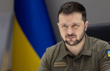Ουκρανία: Ο Β.Ζελένσκι καλεί τις ΗΠΑ να επισπεύσουν τις παραδόσεις όπλων
